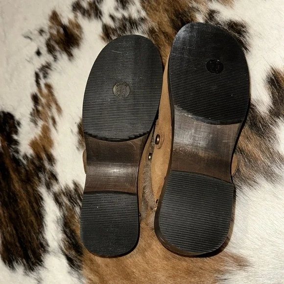 RE/DONE Cottagecore Brown Suede Clogs - Picture 8 of 8